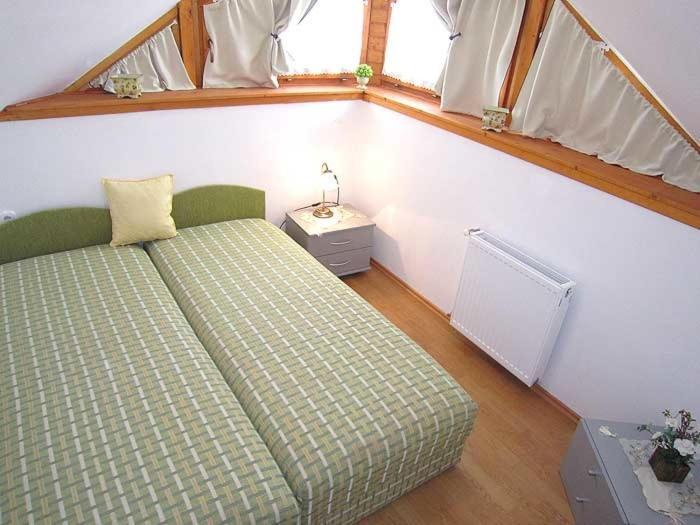 Nadas Tarsashaz Balatonlelle Extérieur photo